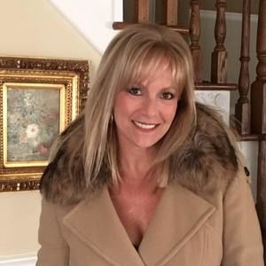 Meet your Posher, Julie